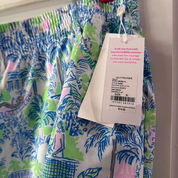 Lilly Pulitzer Backcourt Short - Orb Green Serving it Up - Size XL - Picture 3 of 3